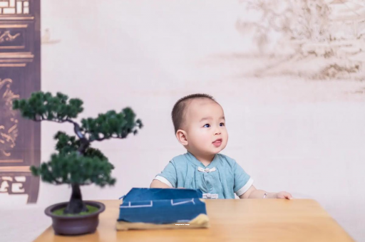 萍乡宝宝喊肚子疼怎么回事